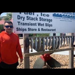 Meet your Posher, Kurtis